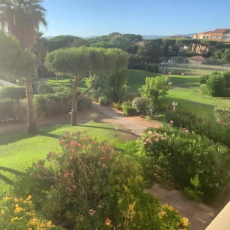 T2 Dans Résidence Arborée