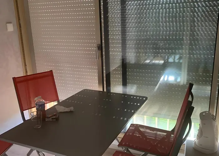 T2 Dans Arboree * Сис-Фур-Ле-Пляж